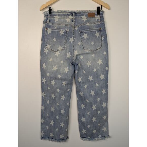 Judy Blue Star Print High Rise Cropped Straight Leg Jean - Picture 5 of 8